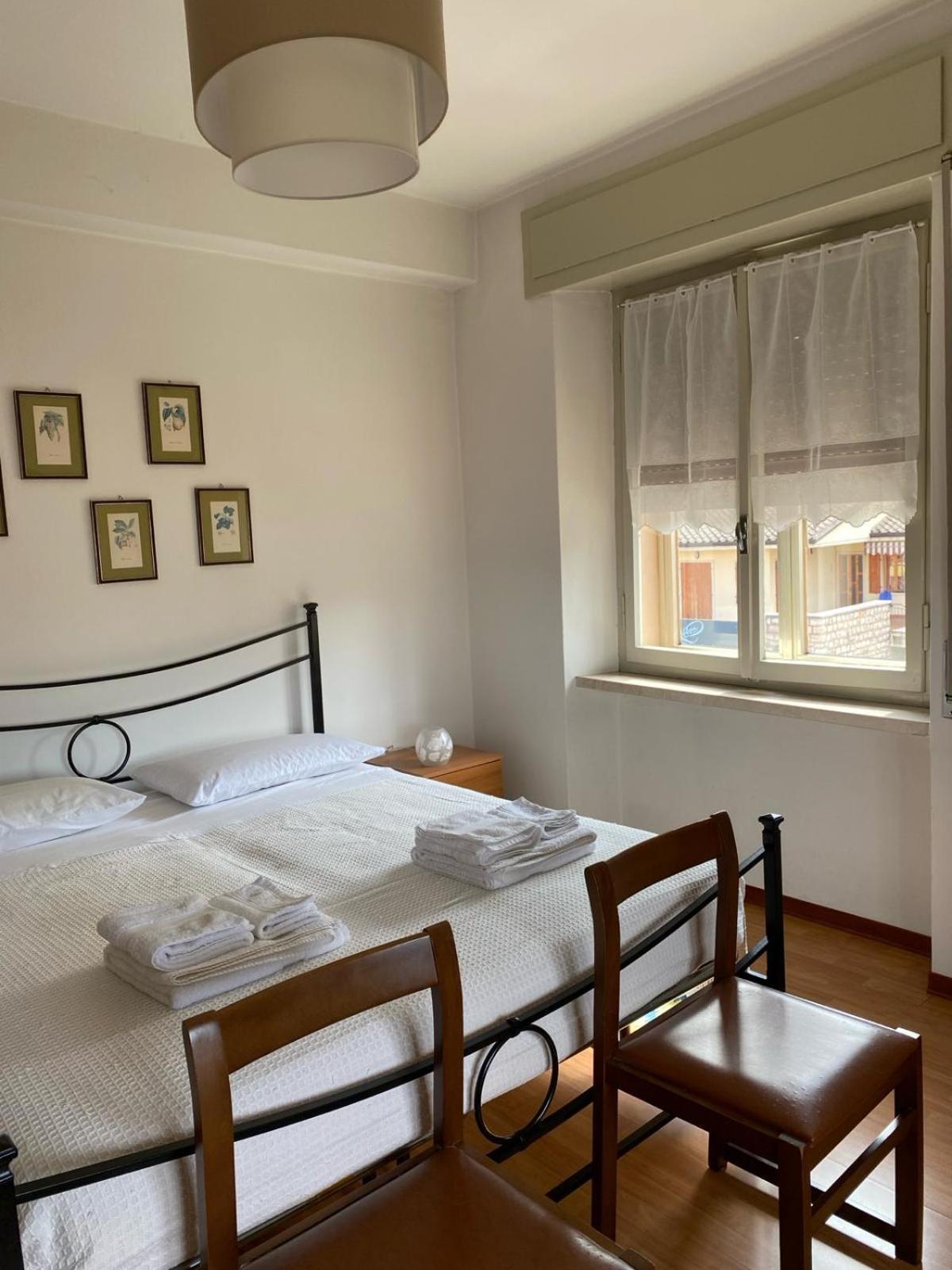 Warm, Nice & Amazing Lake-View Apartment San Zeno di Montagna Buitenkant foto